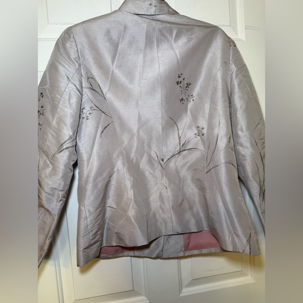 Bergamo By Ebi Gray Floral Silk Woman’s Blazer Jacket Size 12 Euc Collared View 6